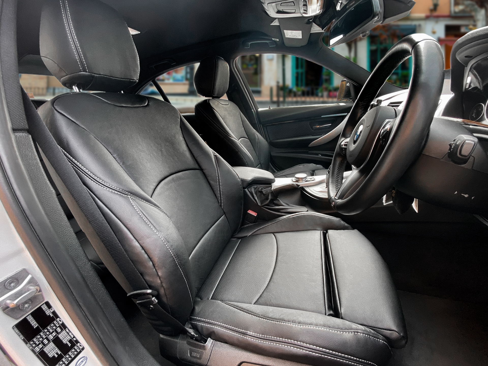 【装着写真】BMW 3シリーズ Refinad Leather Deluxe Series シートカバー [品番:BM0189-15]