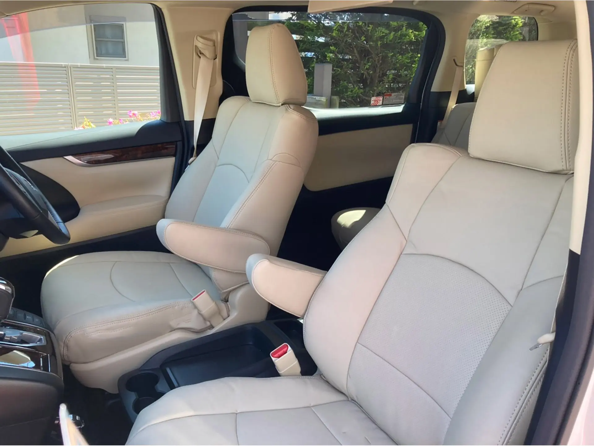Leather Deluxe Series