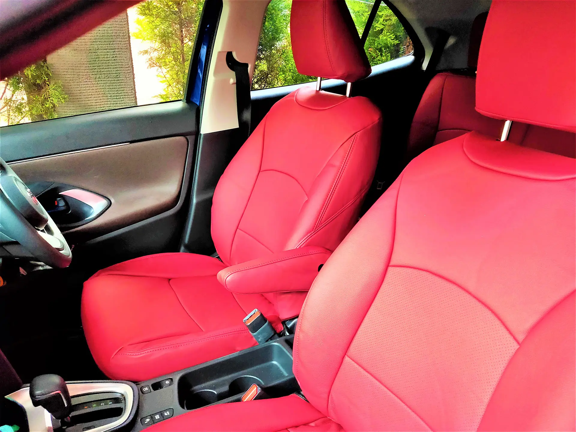 Refinad Leather Deluxe Series