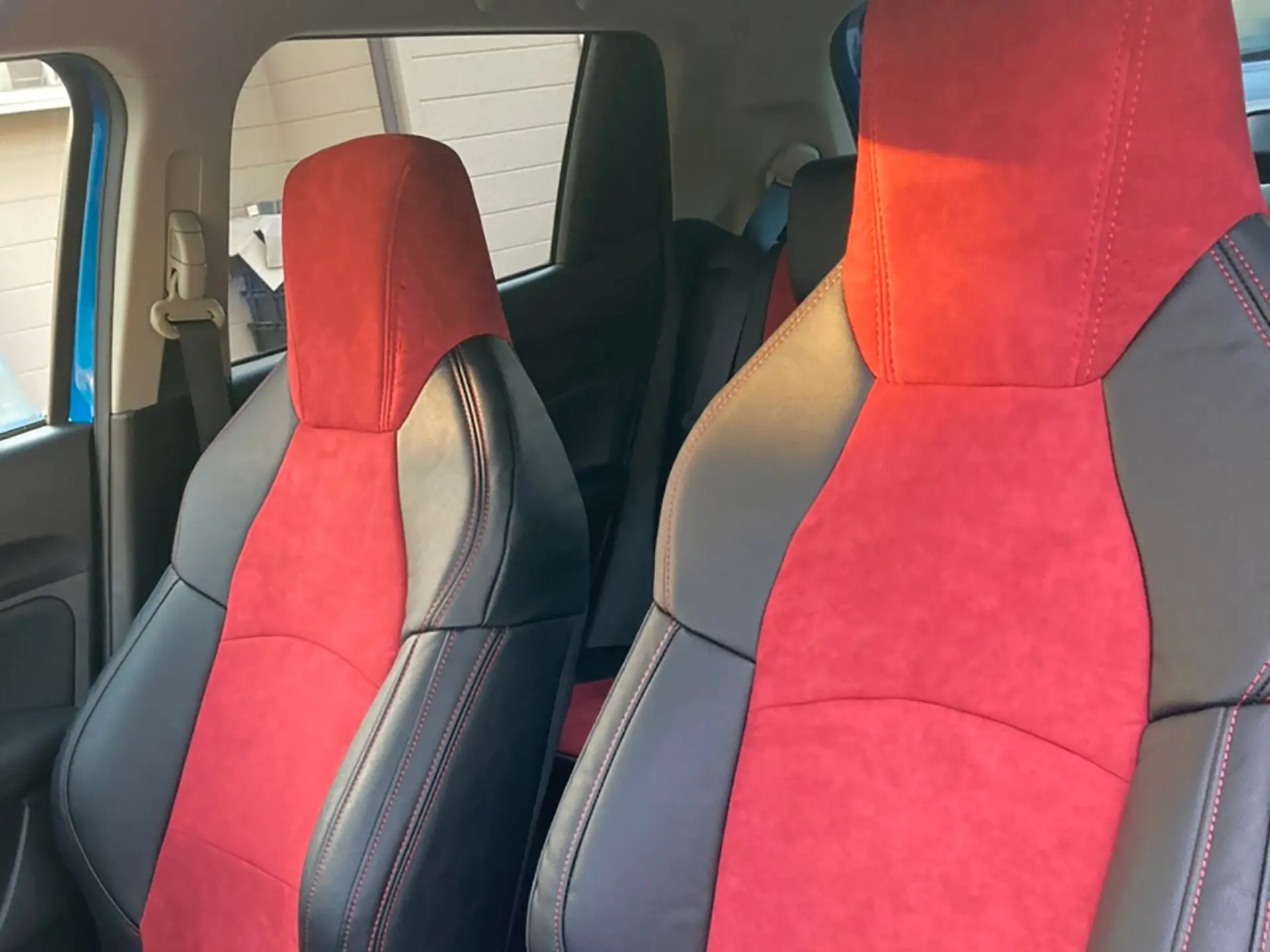 Refinad Alcantara Series