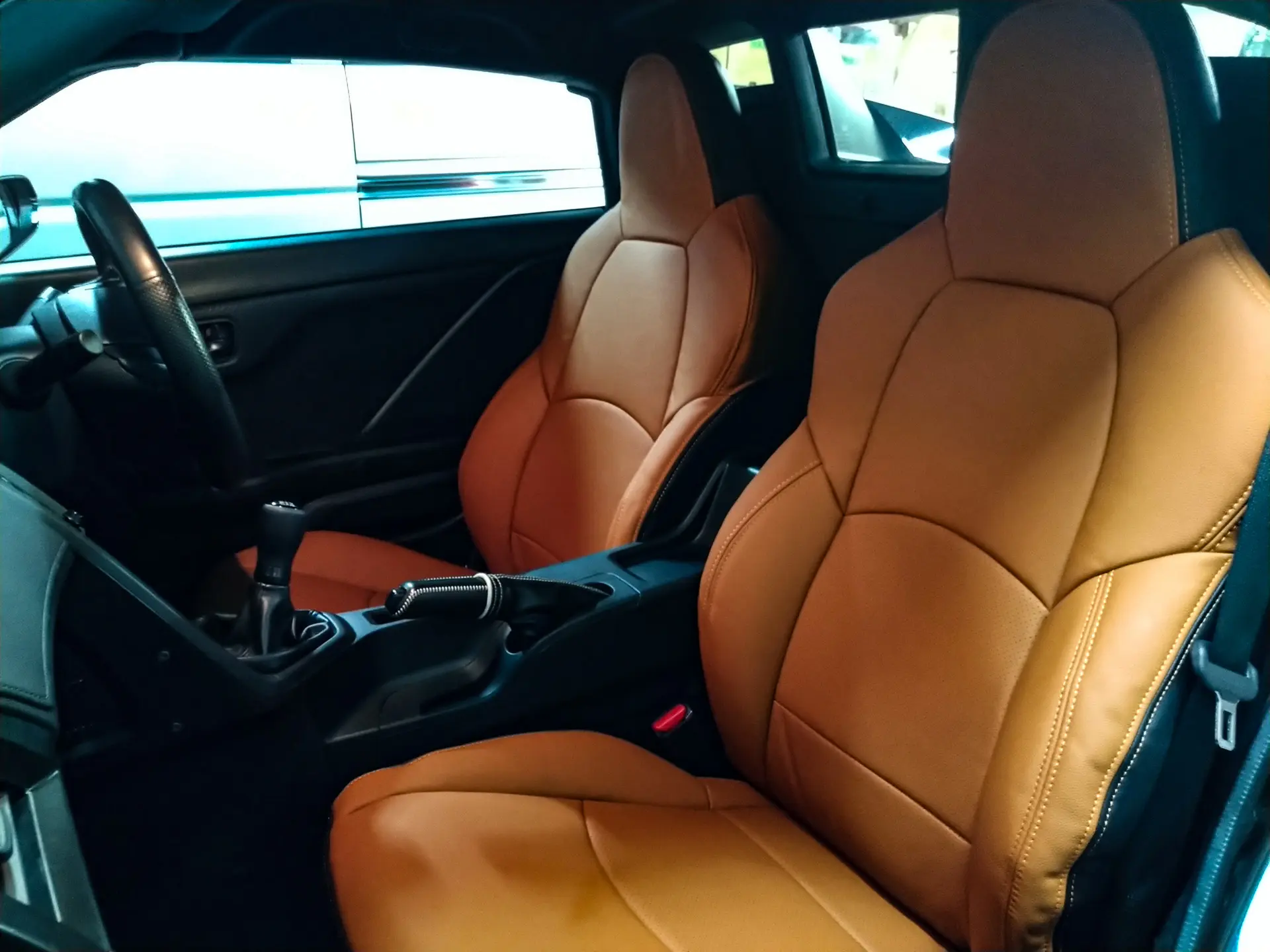 Refinad Harmonious Leather Series
