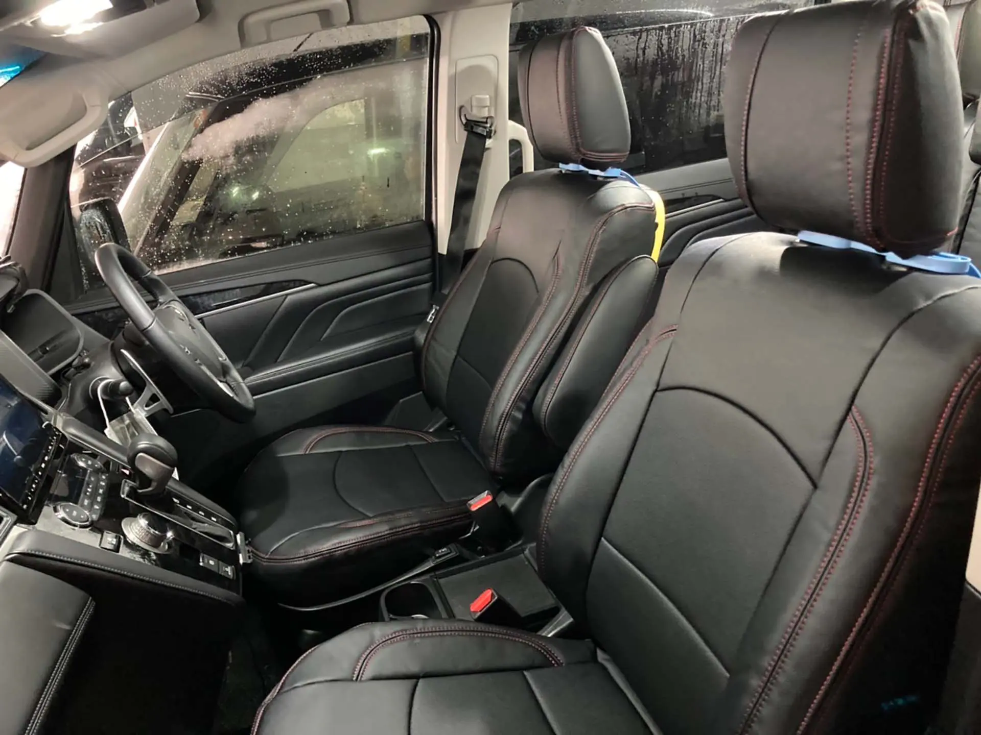 Leather Deluxe Series