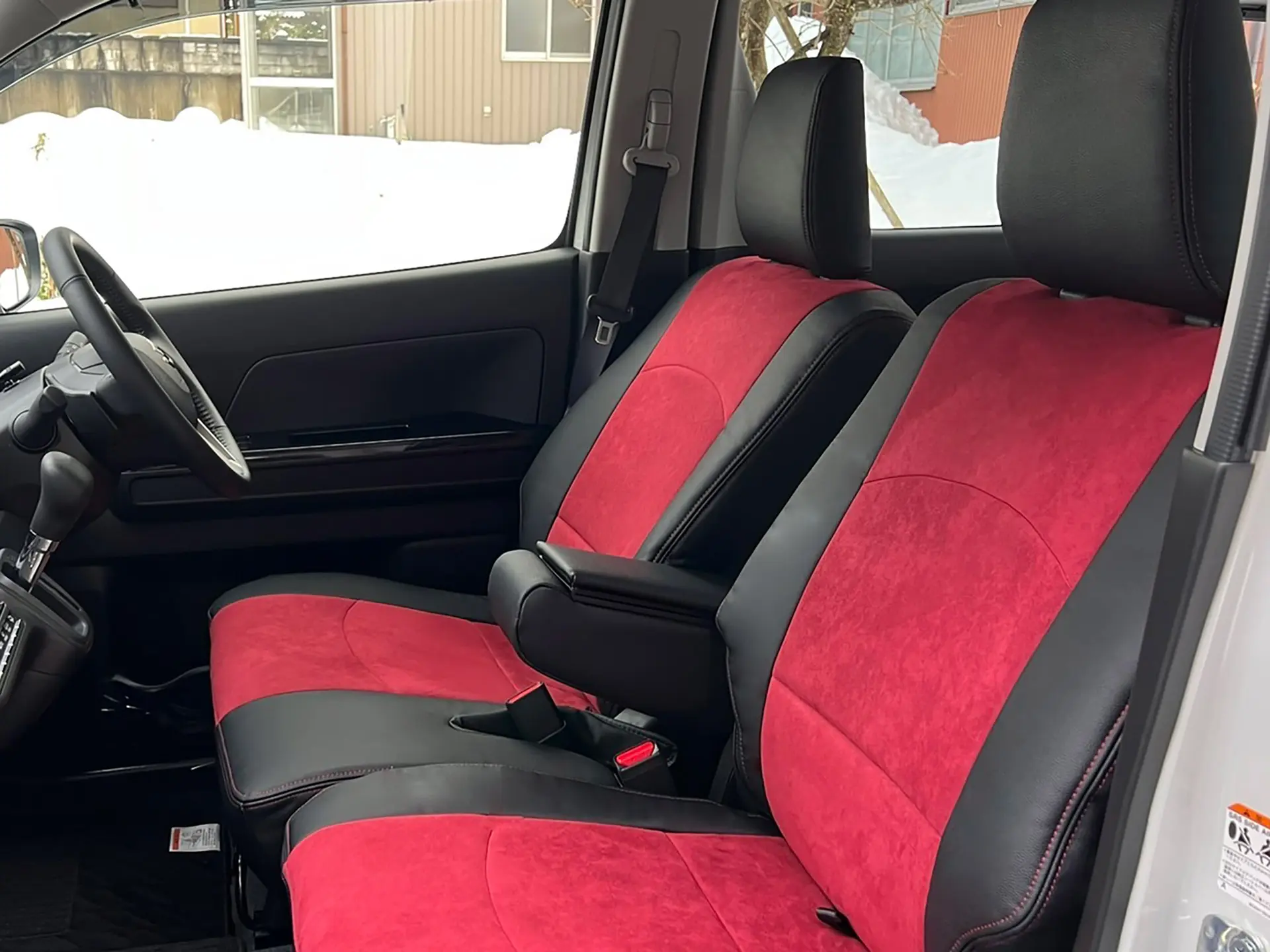 Refinad Alcantara Series