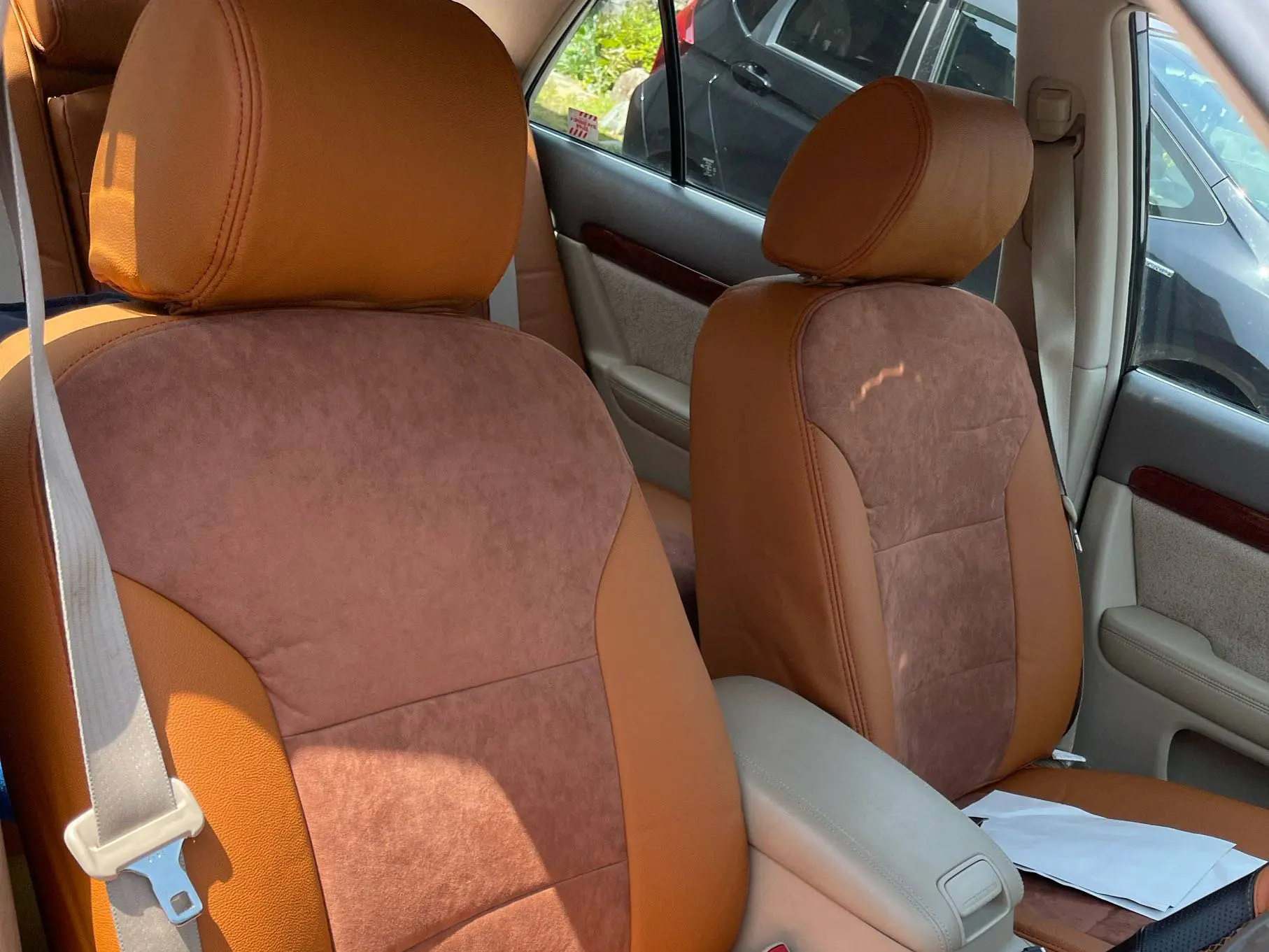 【装着写真】プログレ Refinad Alcantara Series シートカバー [品番:TY2-19]