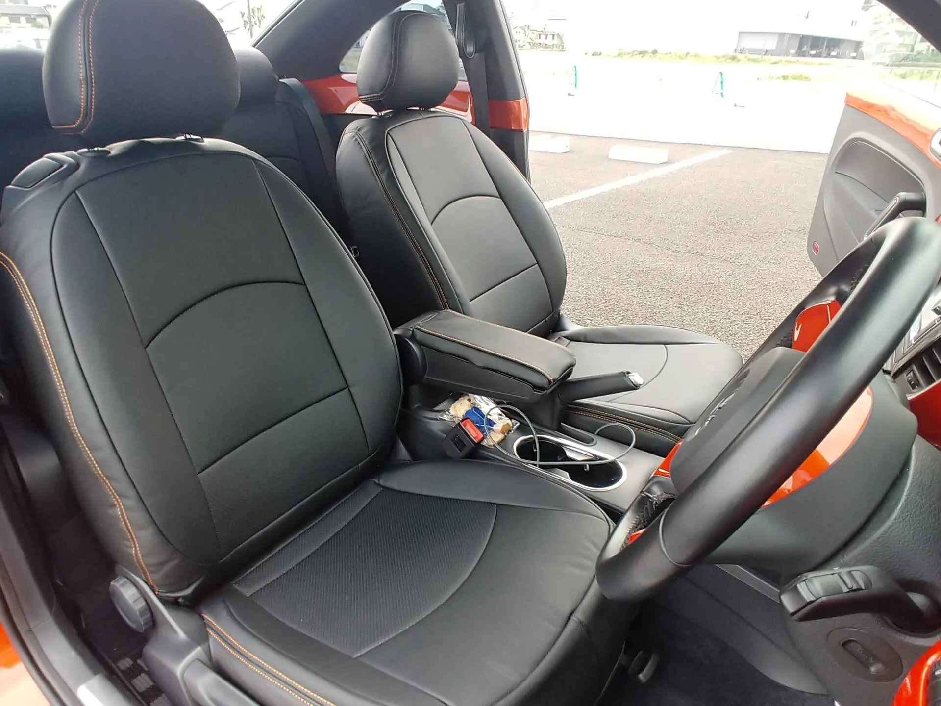 【装着写真】ザビートル Refinad Leather Deluxe Series シートカバー [品番:VW0388-01]