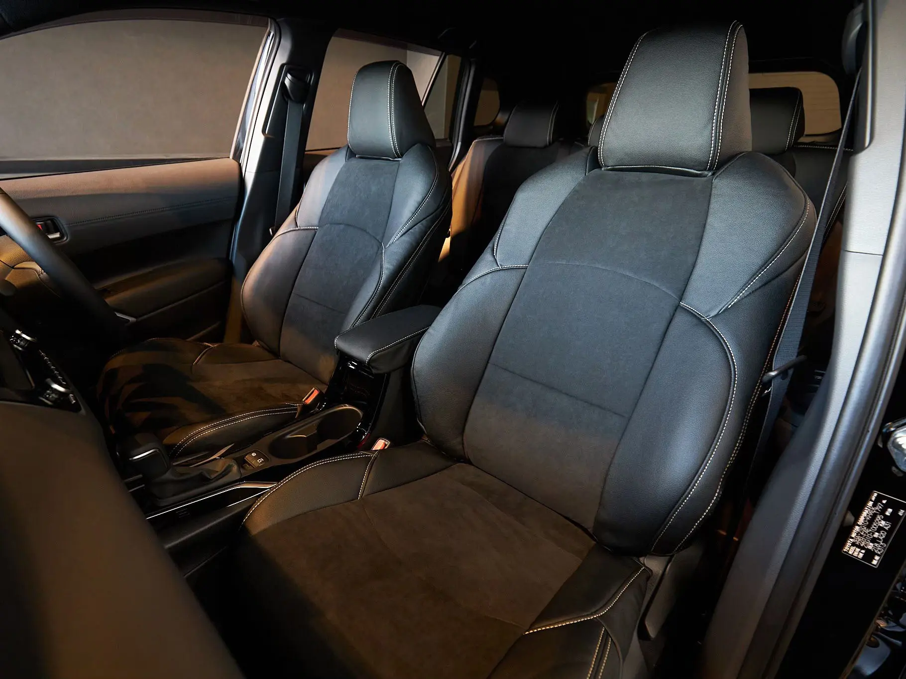 Collolacross Refinad Alcantara Series