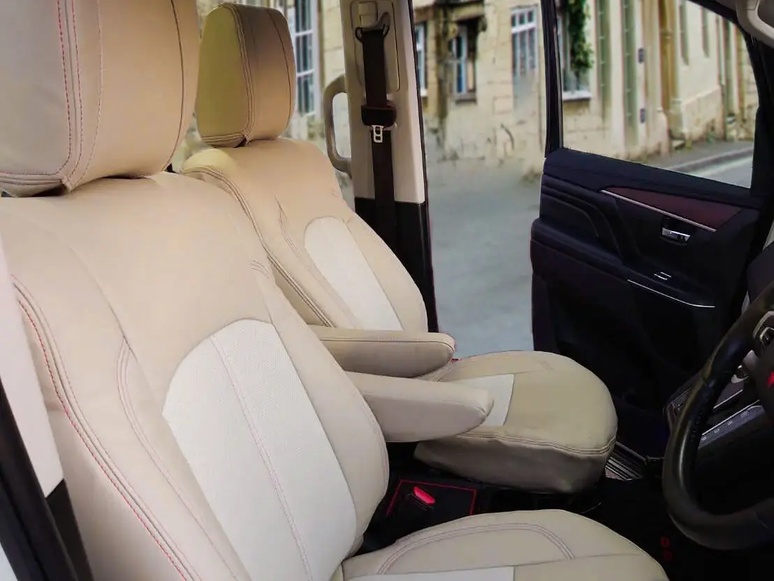 c746768b31e386fdabb0c0570f9aca2d4d246ae3.30.9.8.3 1 e1756705861998 - MITSUBISHI シートカバー装着写真ギャラリー