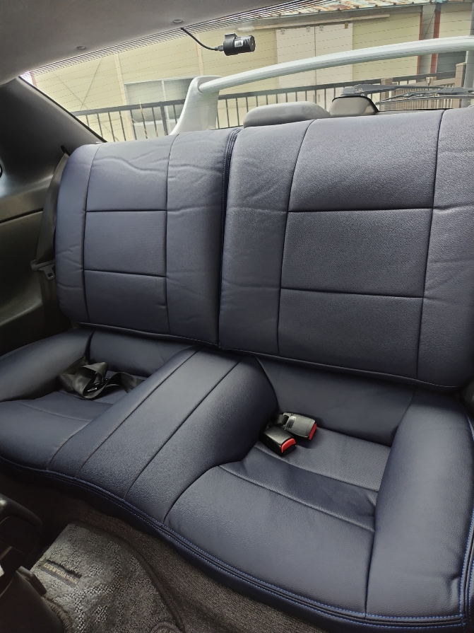 【装着写真】トヨタ　カレン　ST206 Refinad Leather Deluxe Series シートカバー [品番:TY3-05]