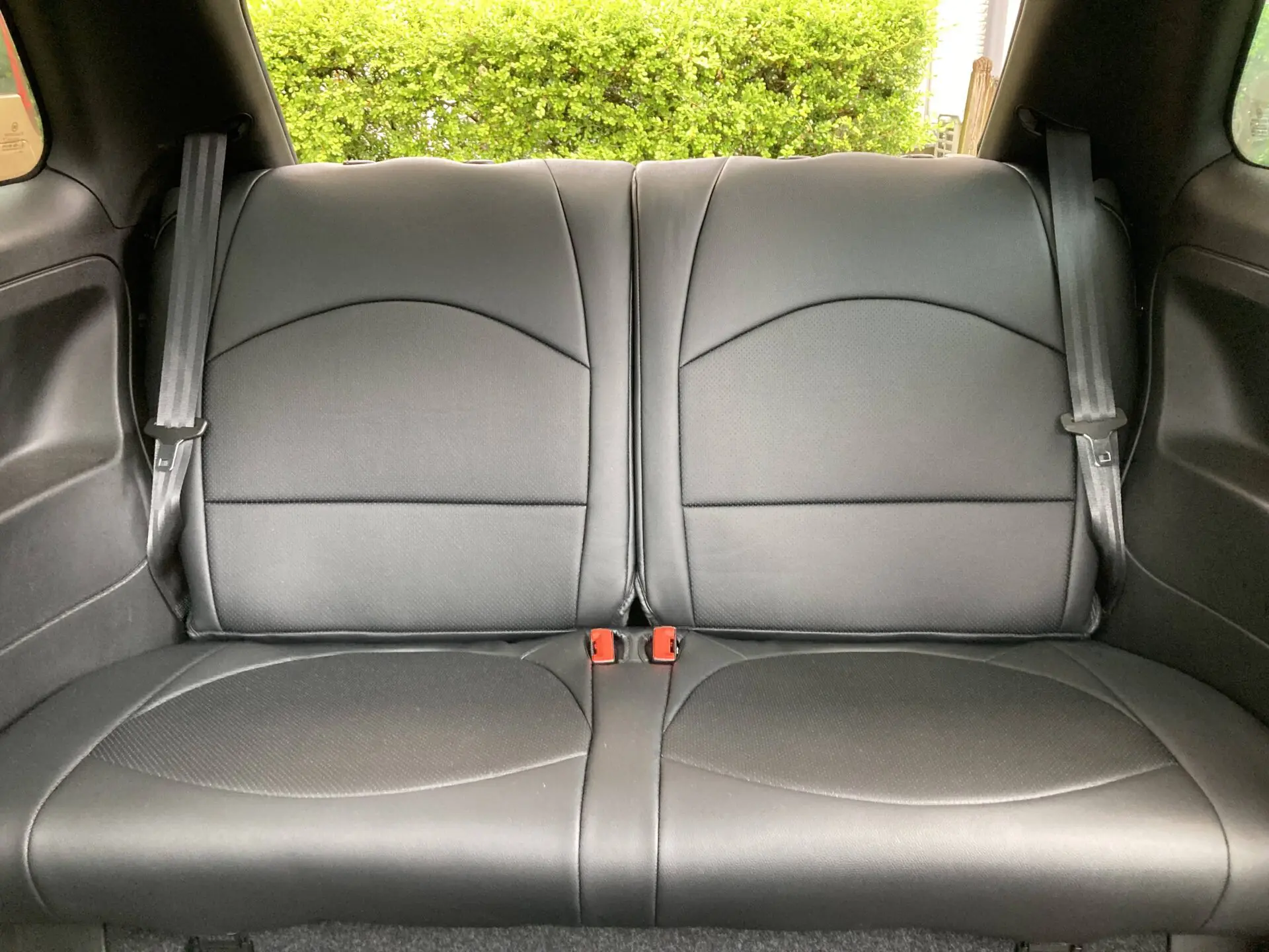 【装着写真】フィアット500 Refinad Leather Series シートカバー [品番:FA0387-02 ]