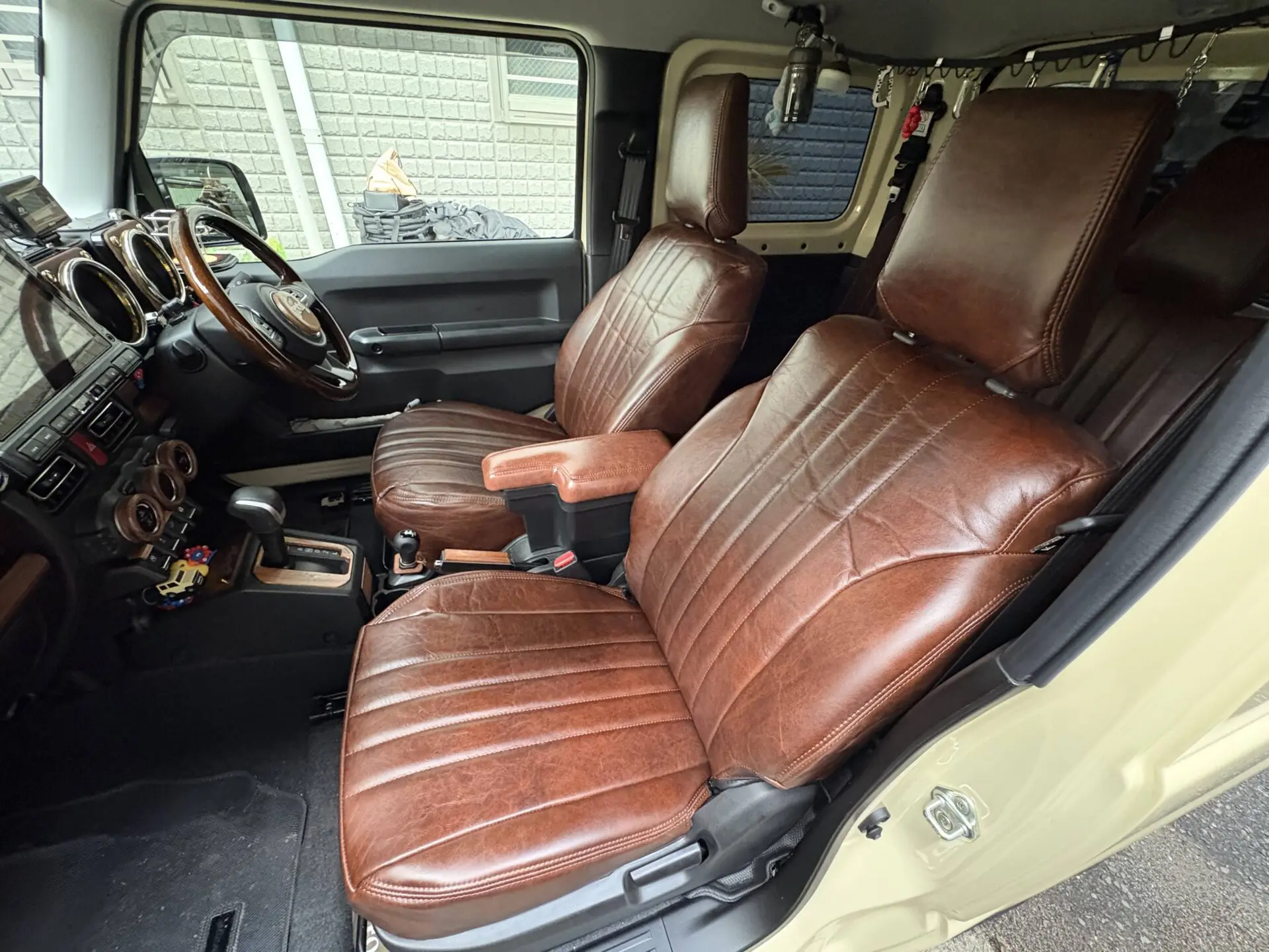 【装着写真】ジムニー Refinad Old Leather Series シートカバー [品番:S0113-02]